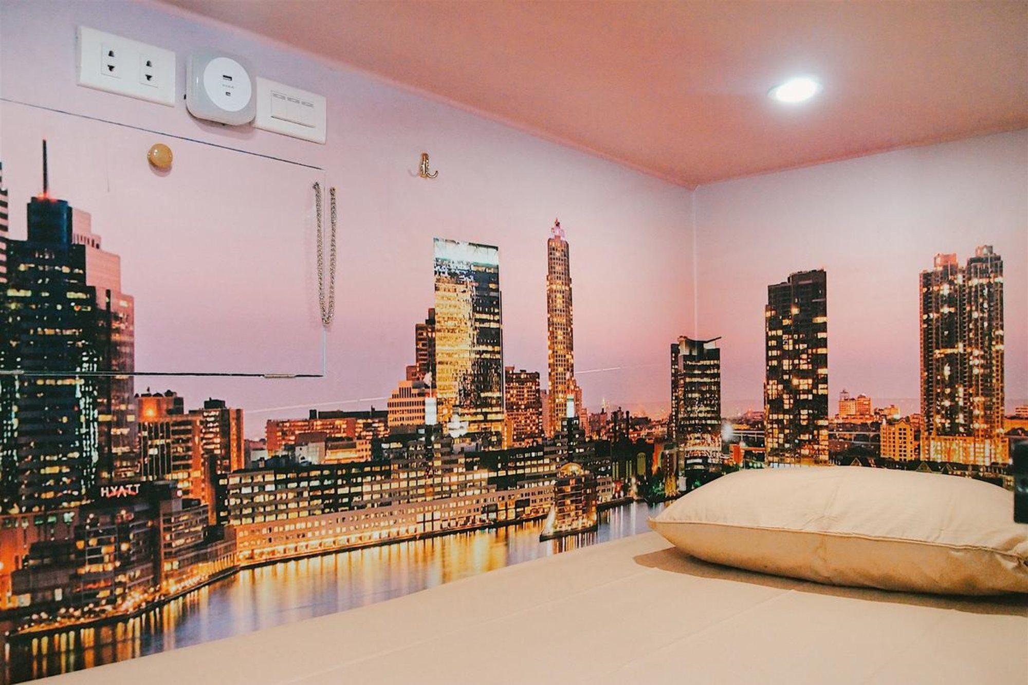 Hotel Inap At Capsule Thamrin Yakarta Exterior foto